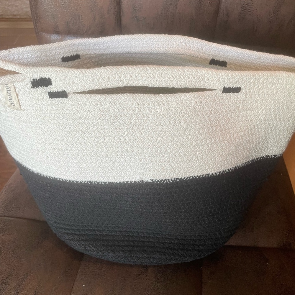 Mia Melange basket